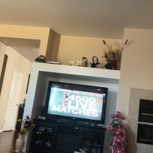 Meet your Posher, Cyril